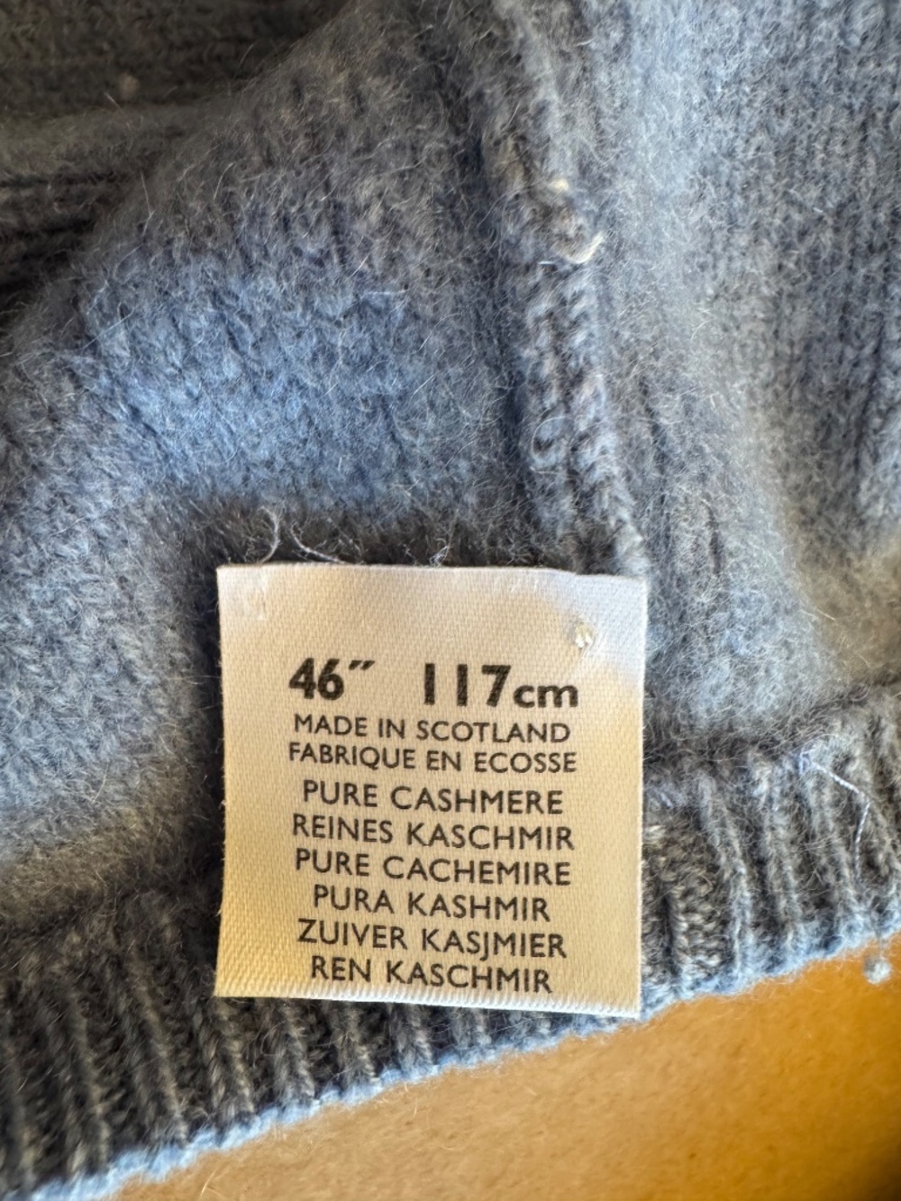 Cashmere Henley - Picture 4 of 5